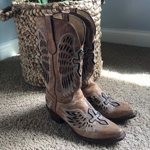 Corral Wing and Cross Inlay Women’s Boot